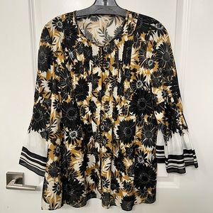 🌻HP🌻 Kobi Halperin Floral Blouse with Stunning Elegant Sleeves - Size M